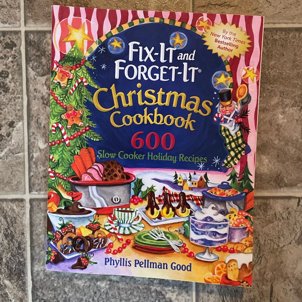 Christmas Cookbook with 600 Recipes